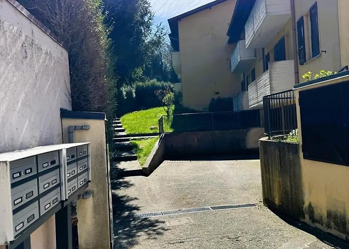 Eve's With Garden アパート